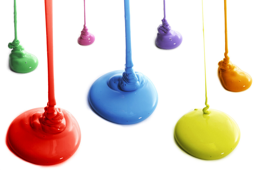 Paint drips of different colors